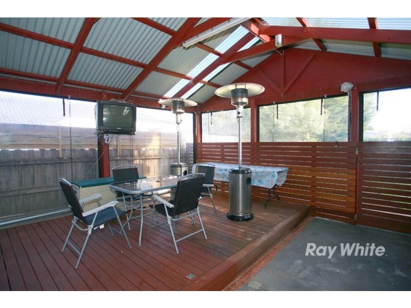 9 Franks Way, Cranbourne North VIC 3977