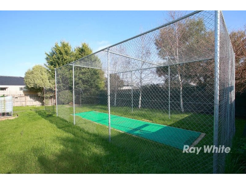 9 Franks Way, Cranbourne North VIC 3977