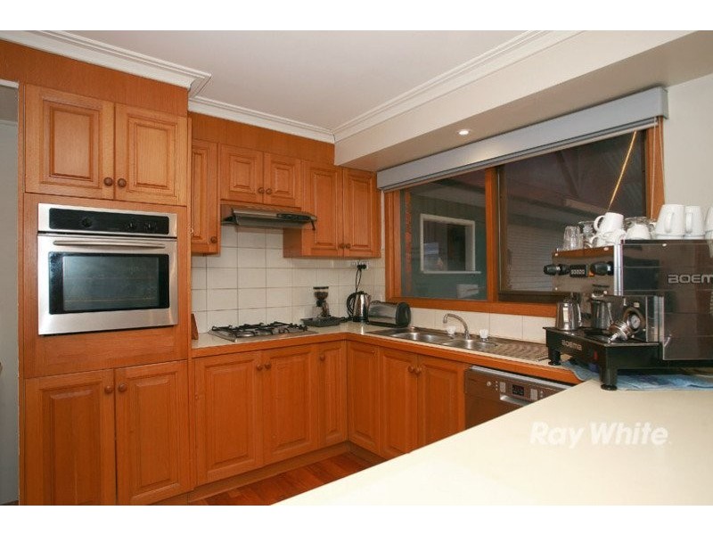 9 Franks Way, Cranbourne North VIC 3977