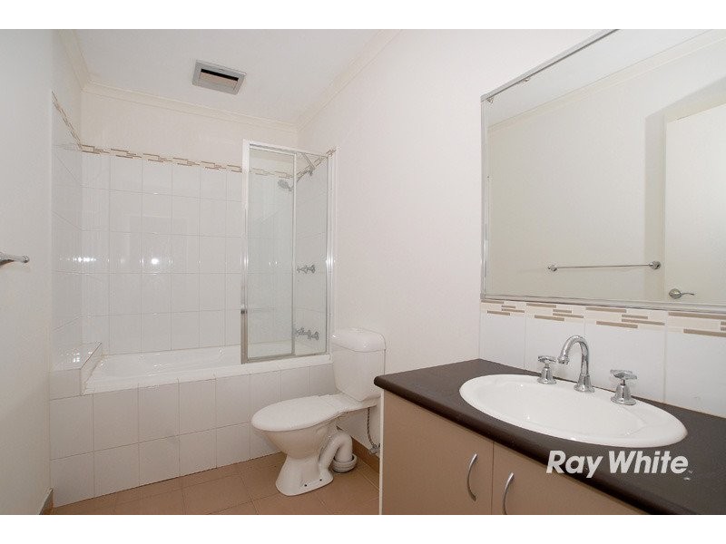 25/25 Lats Avenue, Carrum Downs VIC 3201