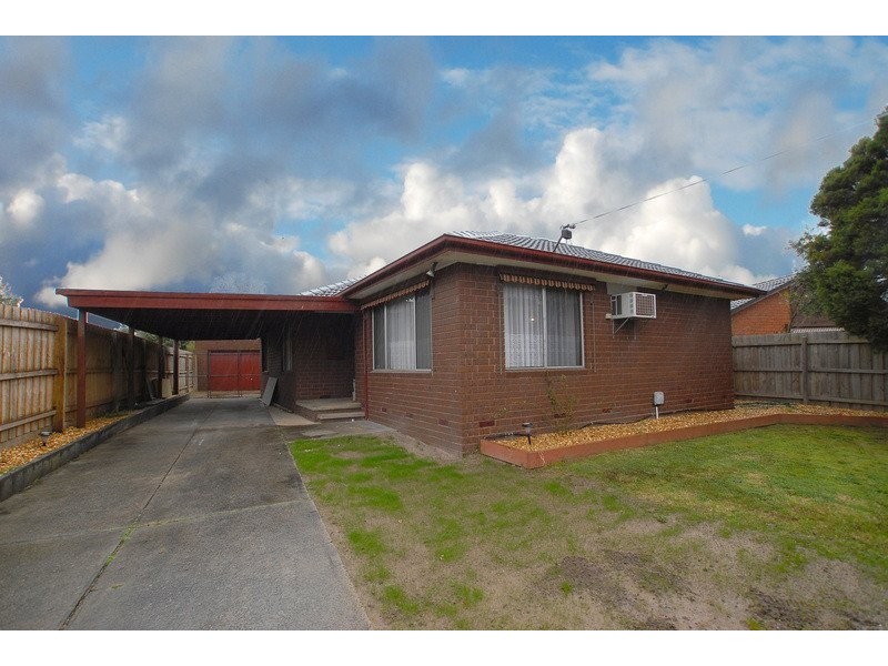 62 Camms Road, Cranbourne VIC 3977