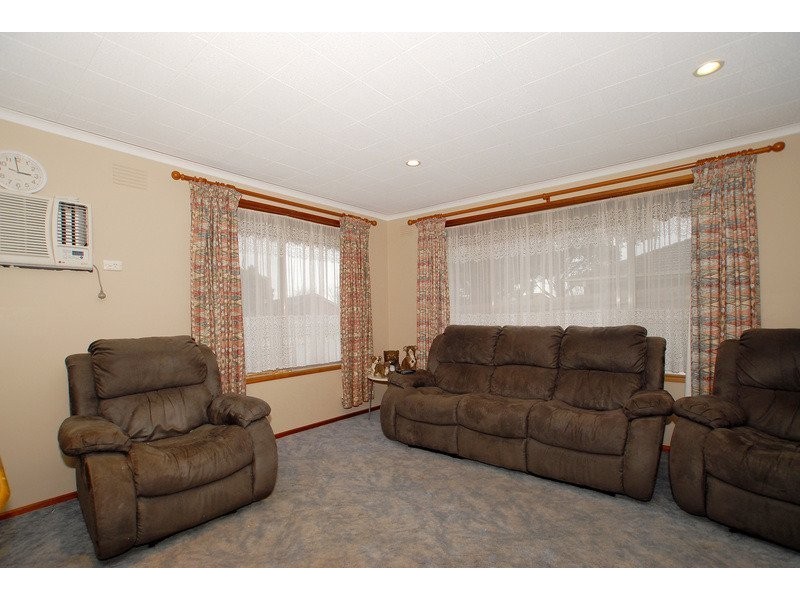 62 Camms Road, Cranbourne VIC 3977