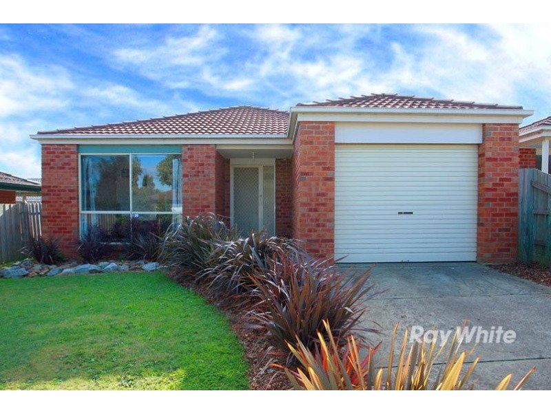 3 Sharyn Street, Cranbourne VIC 3977