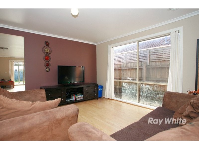 3 Sharyn Street, Cranbourne VIC 3977