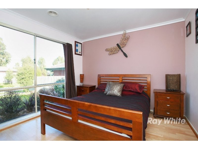 3 Sharyn Street, Cranbourne VIC 3977