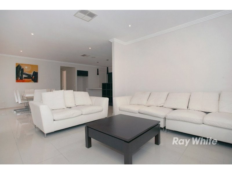 21 Carbine Way, Lyndhurst VIC 3975