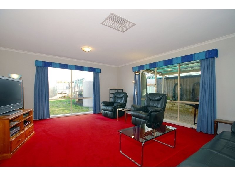 15 Petrel Close, Blind Bight VIC 3980
