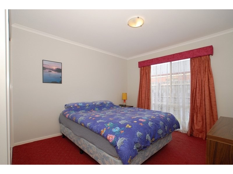 15 Petrel Close, Blind Bight VIC 3980
