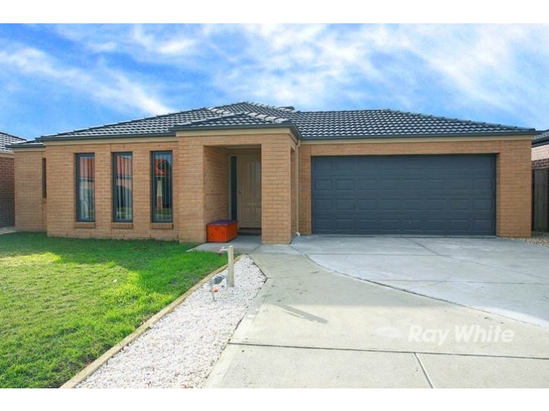 20 Forest Oak Court, Cranbourne VIC 3977