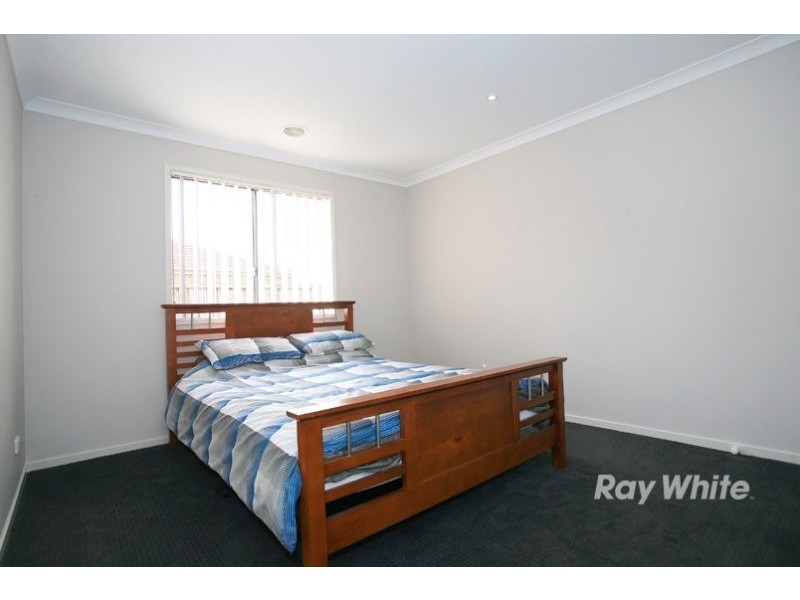 20 Forest Oak Court, Cranbourne VIC 3977