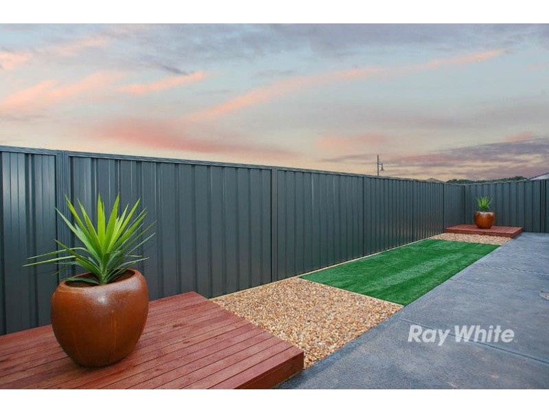 138 Alisma Blvd, Cranbourne North VIC 3977