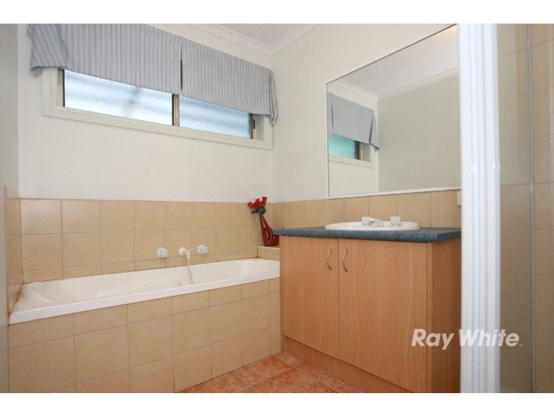 45 Fairhaven Boulevard, Cranbourne VIC 3977