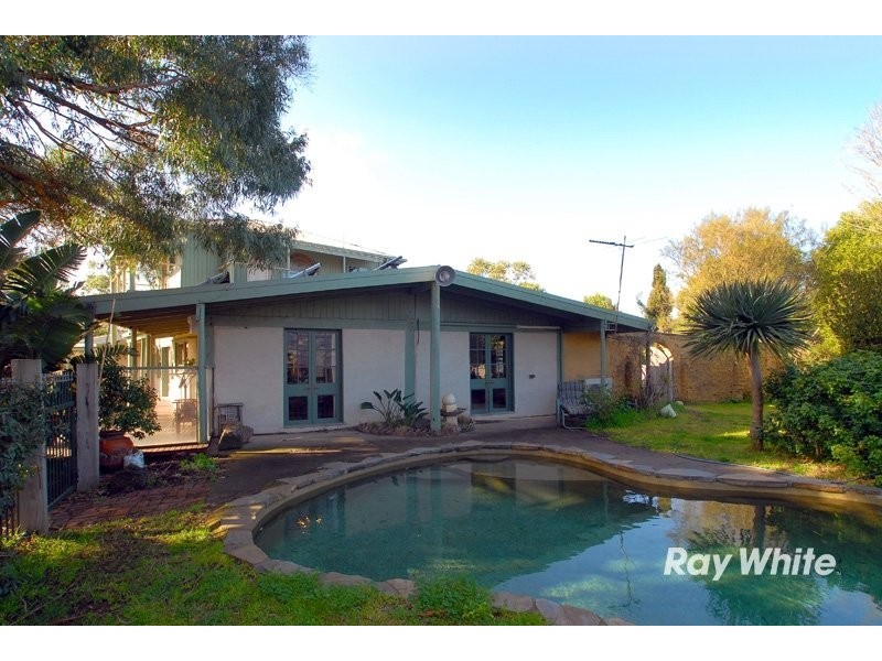 25 Maraline Road, Skye VIC 3977