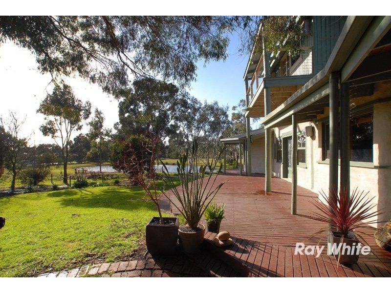 25 Maraline Road, Skye VIC 3977