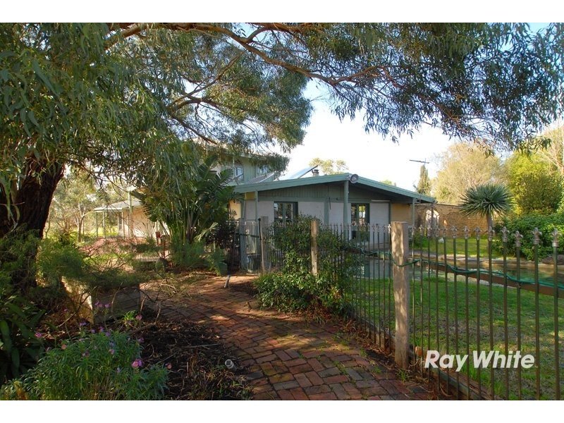 25 Maraline Road, Skye VIC 3977