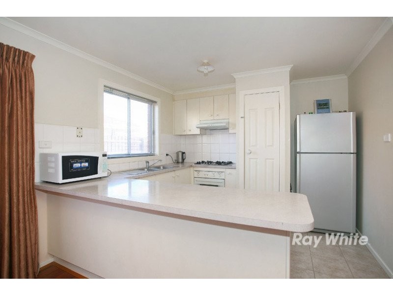 4 Nyah Place, Cranbourne VIC 3977