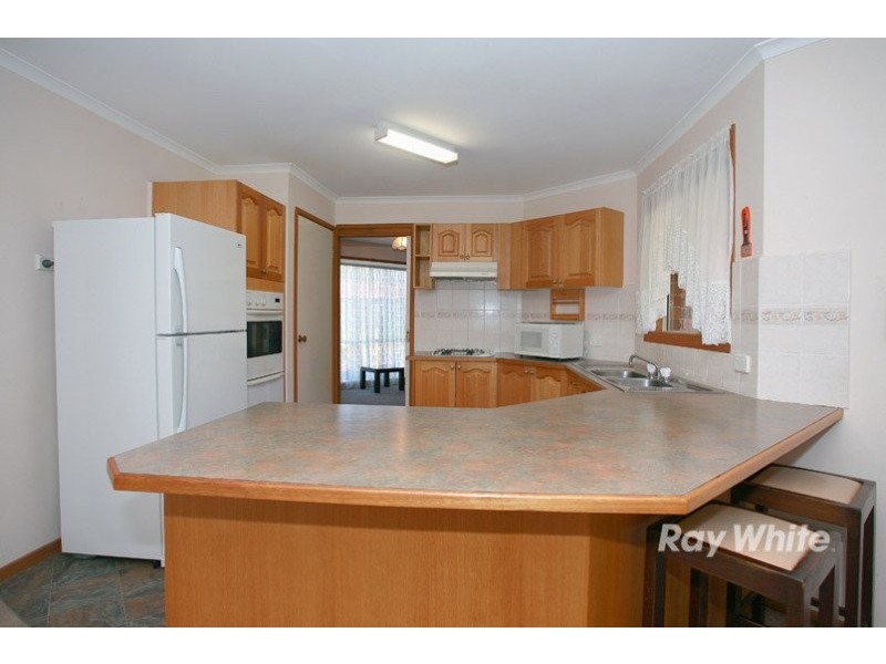 14 Reginald Court, Cranbourne VIC 3977