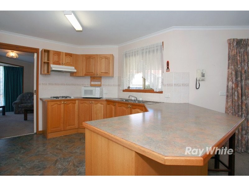 14 Reginald Court, Cranbourne VIC 3977