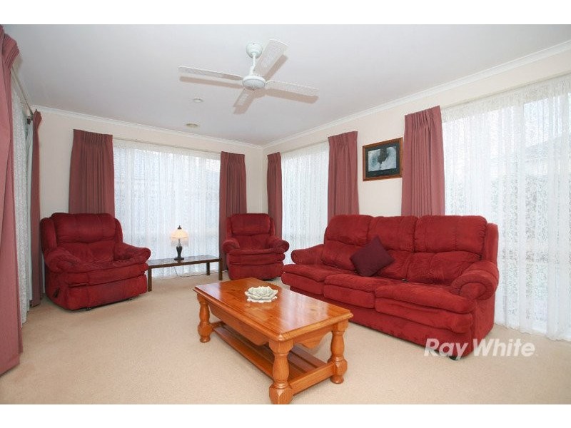 118 Aylmer Road, Lyndhurst VIC 3975