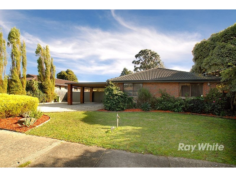 5 Canterbury Street, Cranbourne VIC 3977