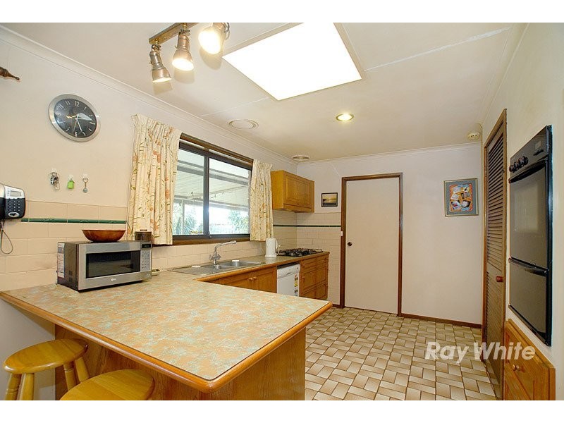 5 Canterbury Street, Cranbourne VIC 3977