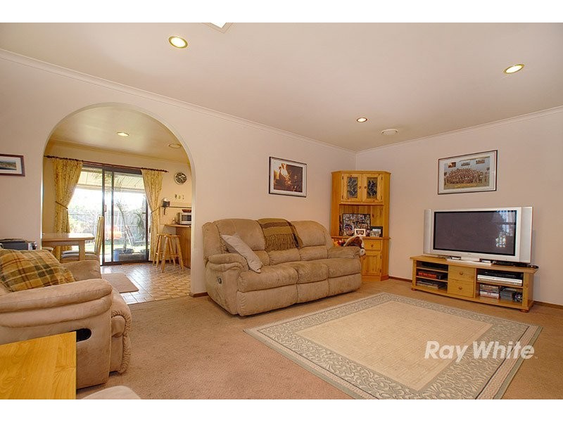 5 Canterbury Street, Cranbourne VIC 3977
