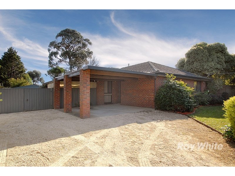5 Canterbury Street, Cranbourne VIC 3977