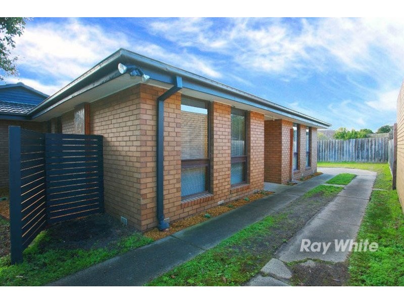 2/7 Banks Road, Cranbourne VIC 3977
