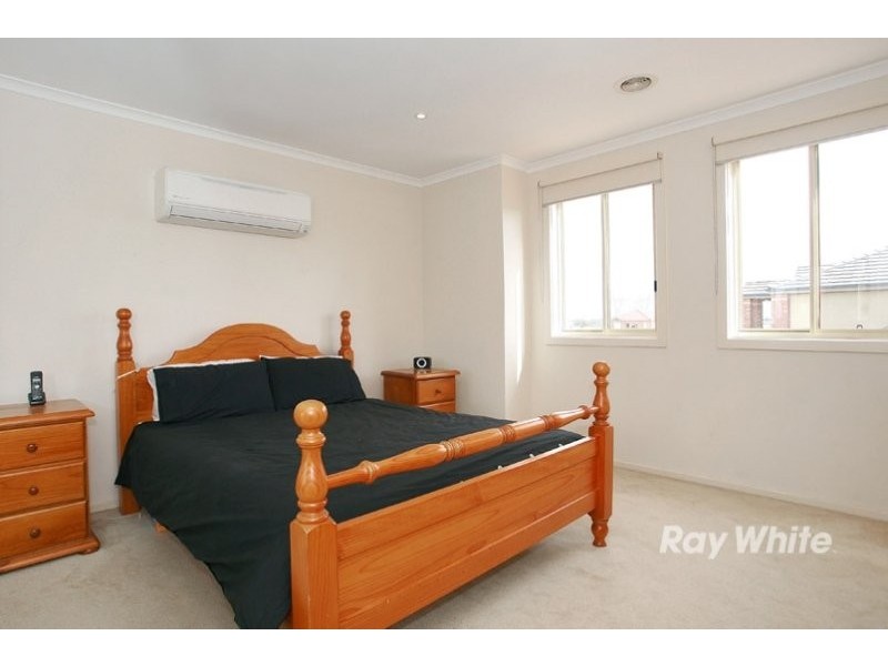 34/13 Kirren Close, Cranbourne VIC 3977