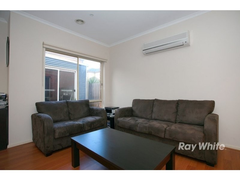 34/13 Kirren Close, Cranbourne VIC 3977