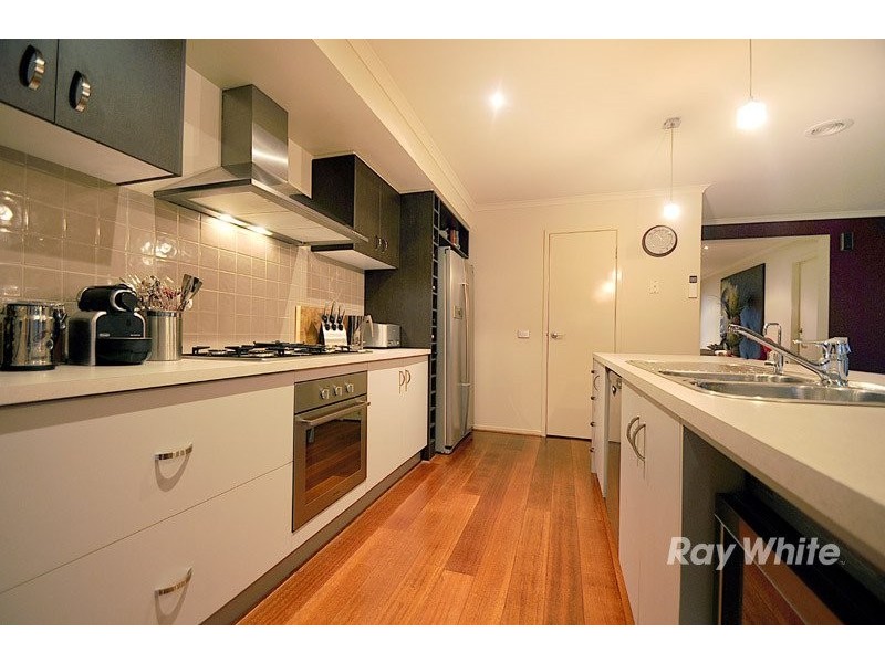 5 Castawellan Street, Lyndhurst VIC 3975