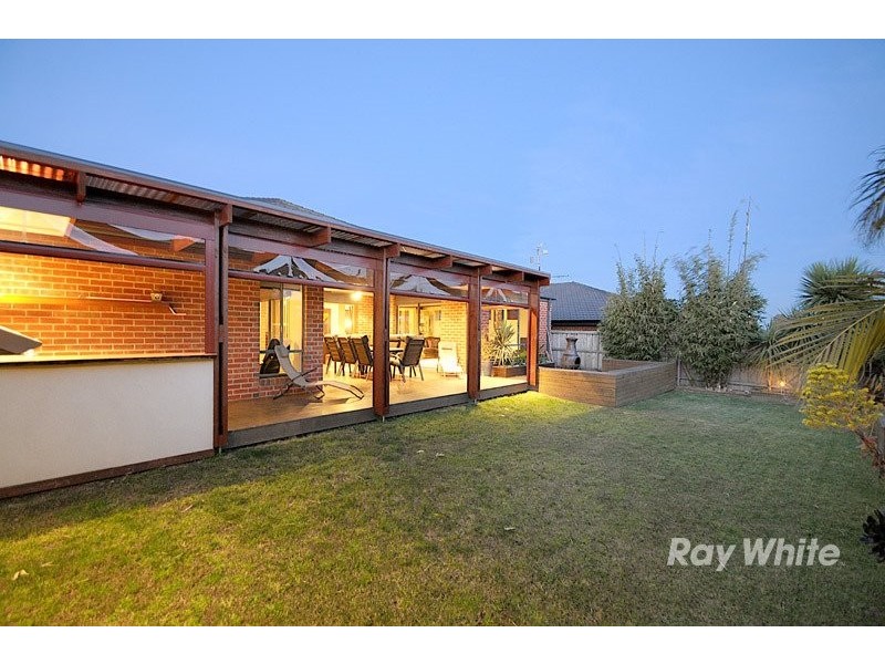 5 Castawellan Street, Lyndhurst VIC 3975