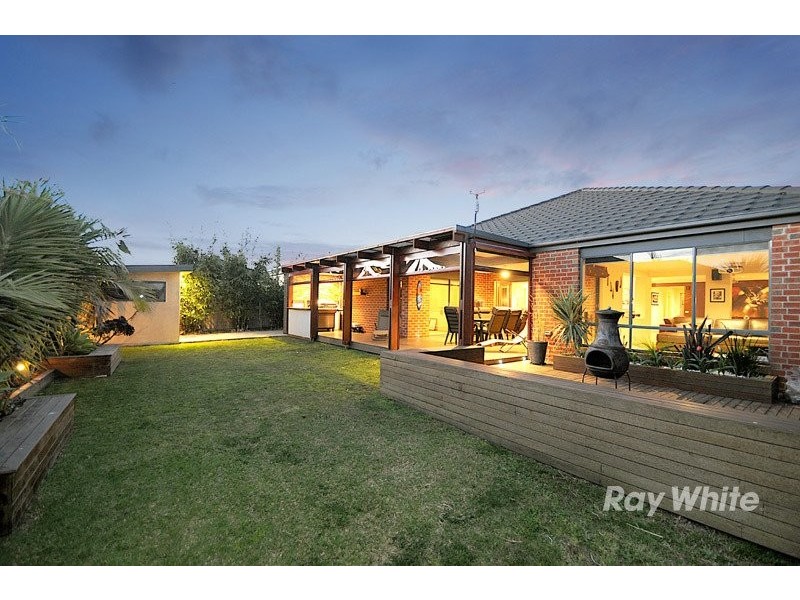 5 Castawellan Street, Lyndhurst VIC 3975