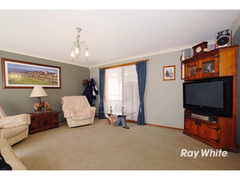 4 Todd Court, Cranbourne VIC 3977