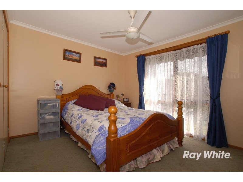 4 Todd Court, Cranbourne VIC 3977