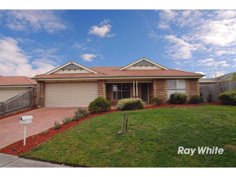 7 Silverstone Drive, Cranbourne VIC 3977