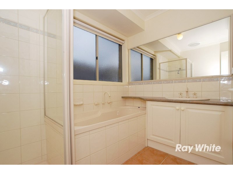 7 Silverstone Drive, Cranbourne VIC 3977