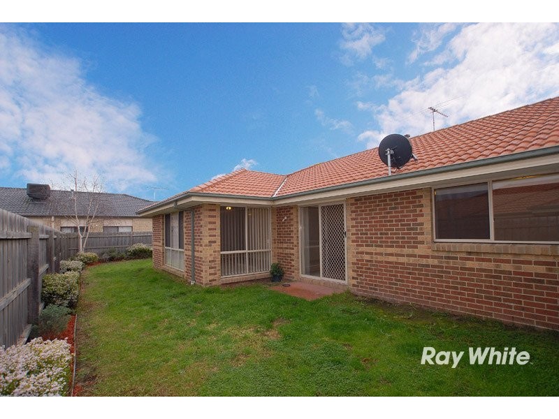 7 Silverstone Drive, Cranbourne VIC 3977