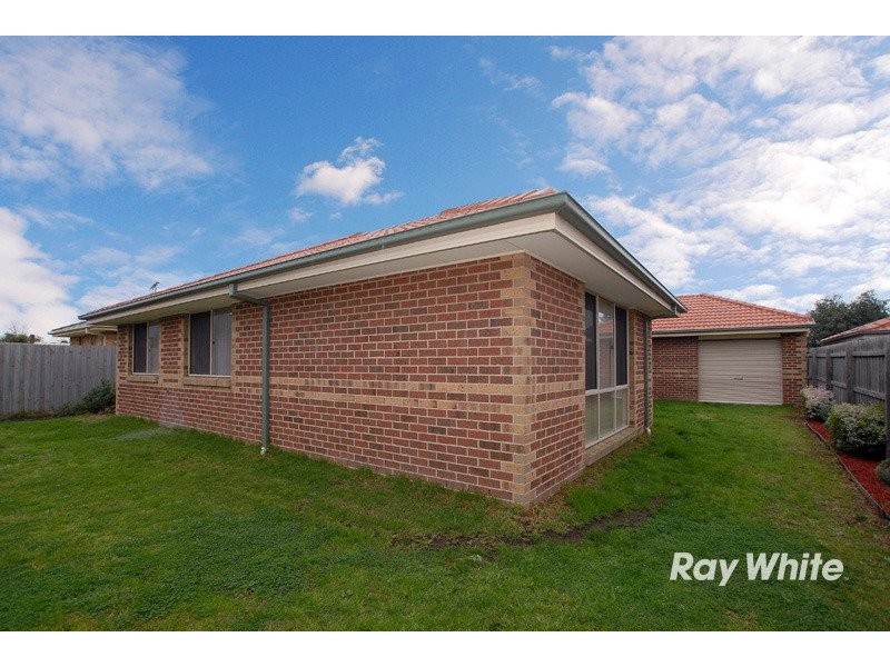 7 Silverstone Drive, Cranbourne VIC 3977