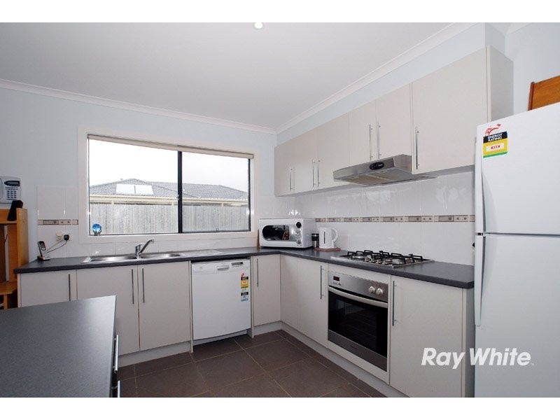 37 Vega Terrace, Cranbourne VIC 3977