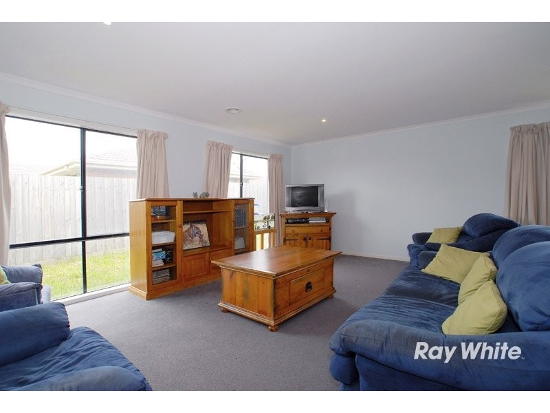 37 Vega Terrace, Cranbourne VIC 3977