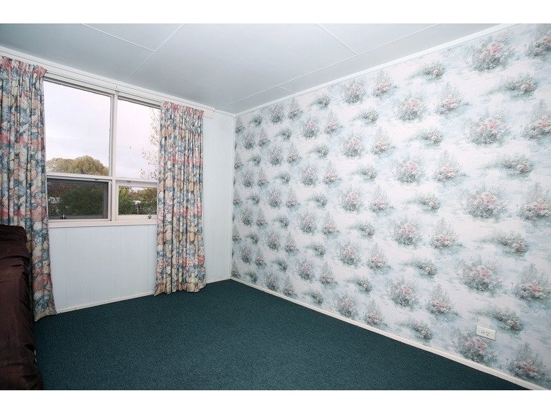 15 Olive Road, Devon Meadows VIC 3977