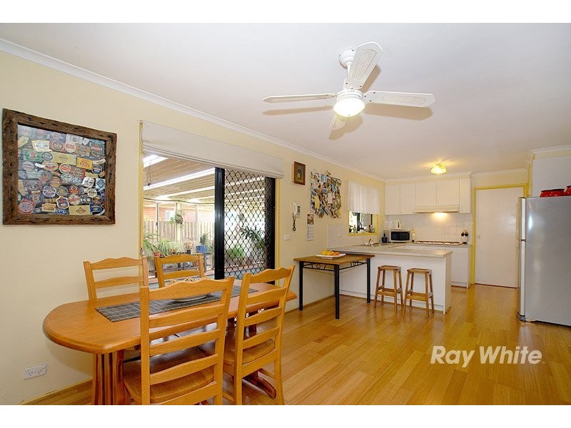 12 Lansell Drive, Cranbourne VIC 3977