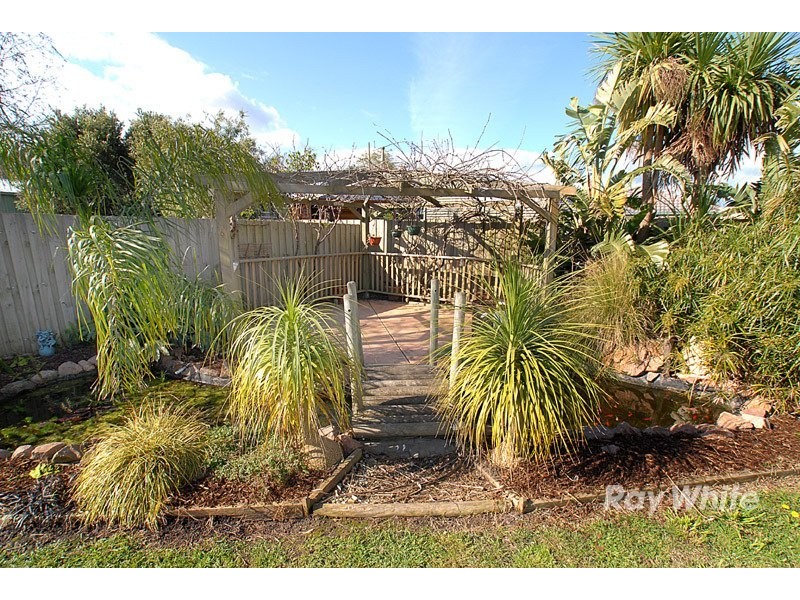 12 Lansell Drive, Cranbourne VIC 3977