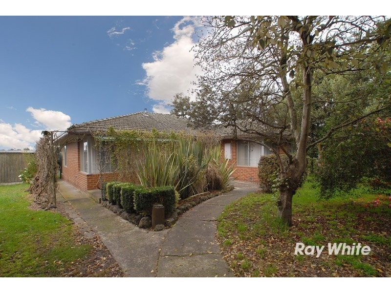 22 Maywood Road, Cranbourne South VIC 3977