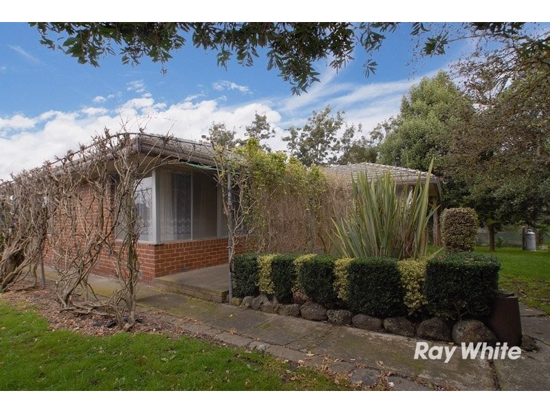 22 Maywood Road, Cranbourne South VIC 3977