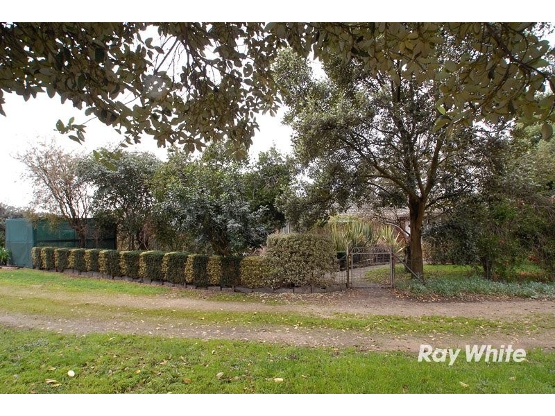 22 Maywood Road, Cranbourne South VIC 3977