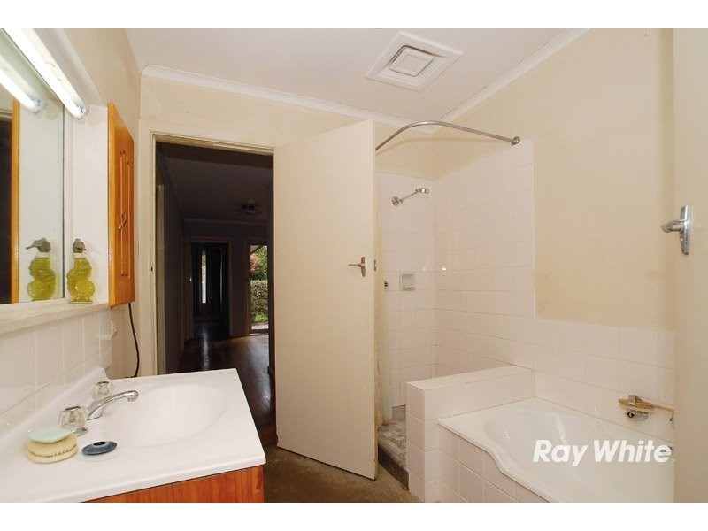 22 Maywood Road, Cranbourne South VIC 3977