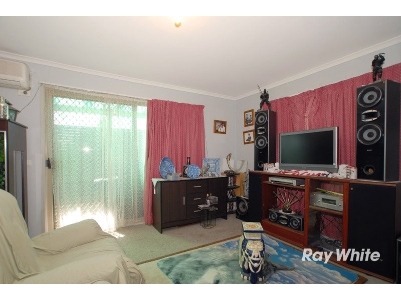 10 Orlit Close, Cranbourne VIC 3977