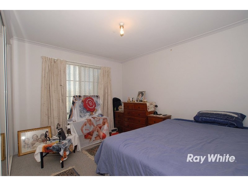 10 Orlit Close, Cranbourne VIC 3977